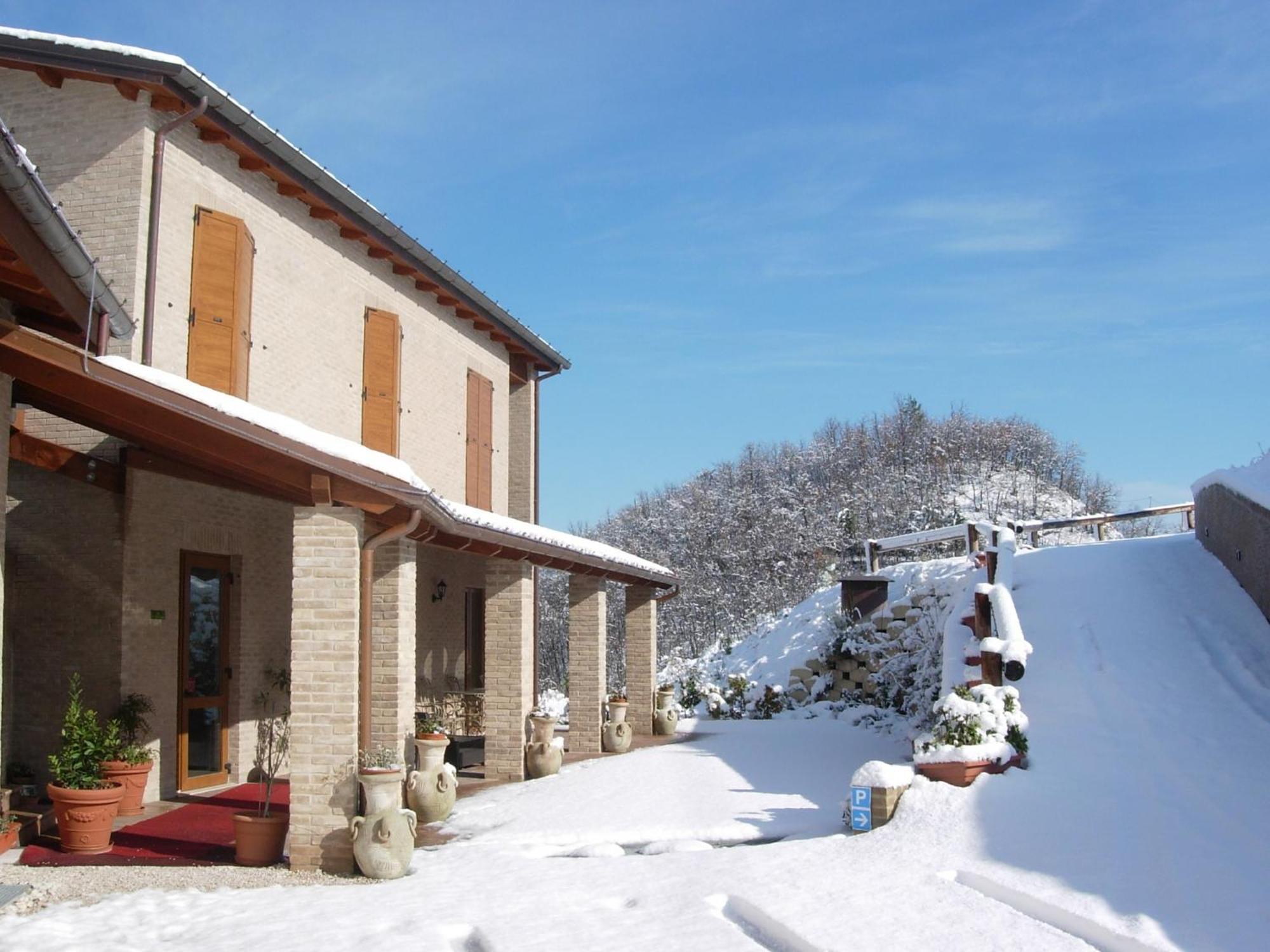 Colleverde Country House & Spa Urbino Luaran gambar