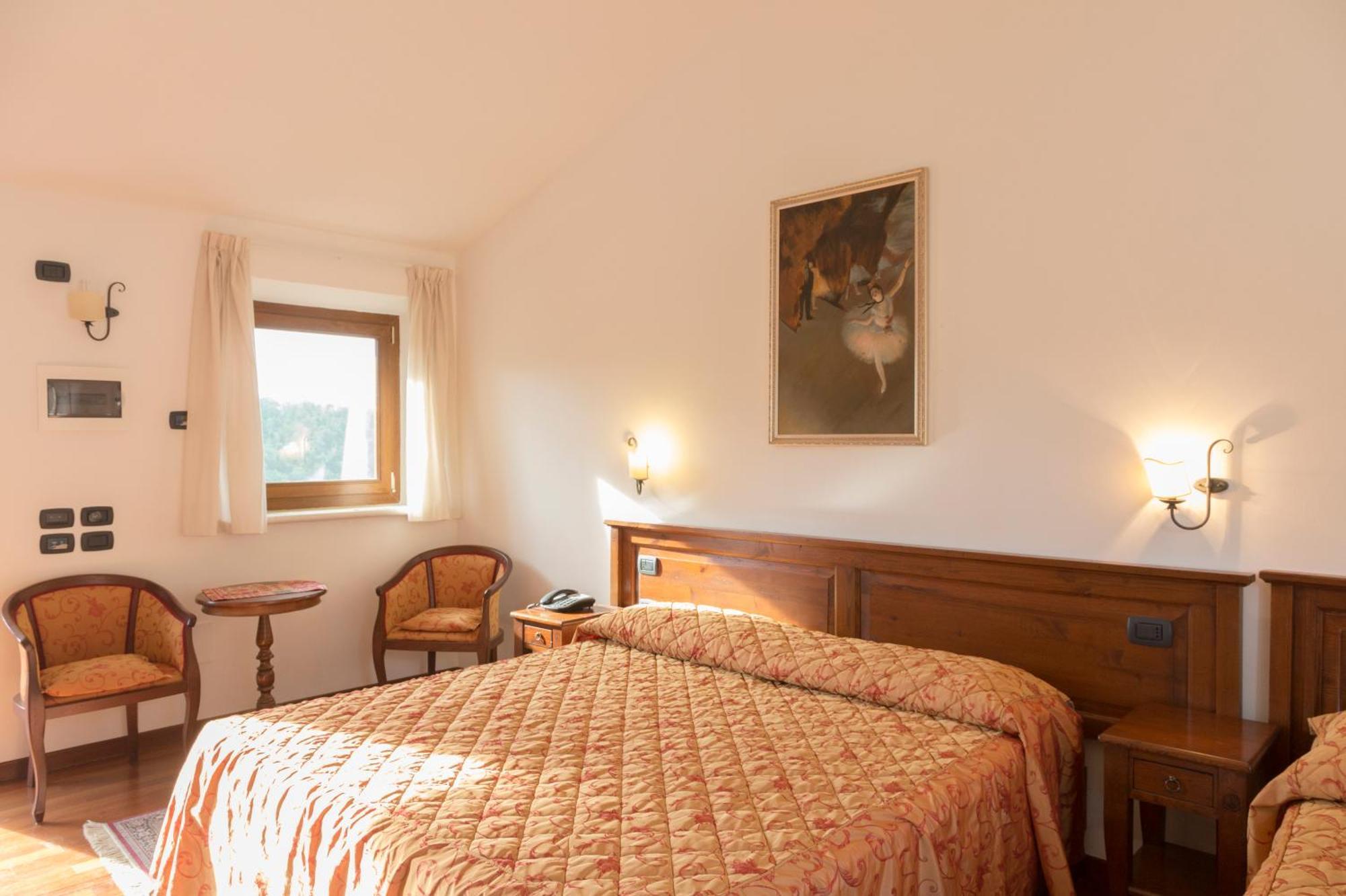 Colleverde Country House & Spa Urbino Luaran gambar