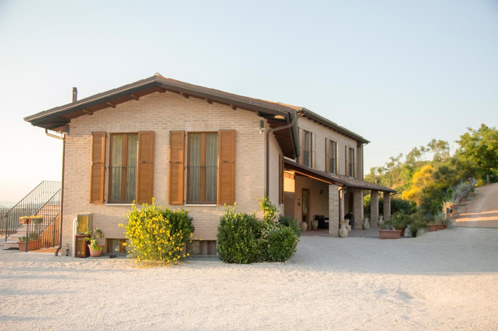 Colleverde Country House & Spa Urbino Luaran gambar