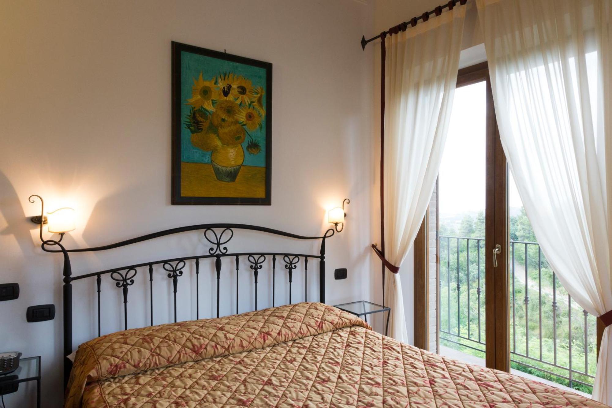 Colleverde Country House & Spa Urbino Luaran gambar